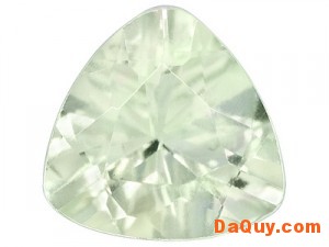 da quy amblygonite 300x225 Amblygonite và đặc tính, tác dụng ý học (theo dân gian)